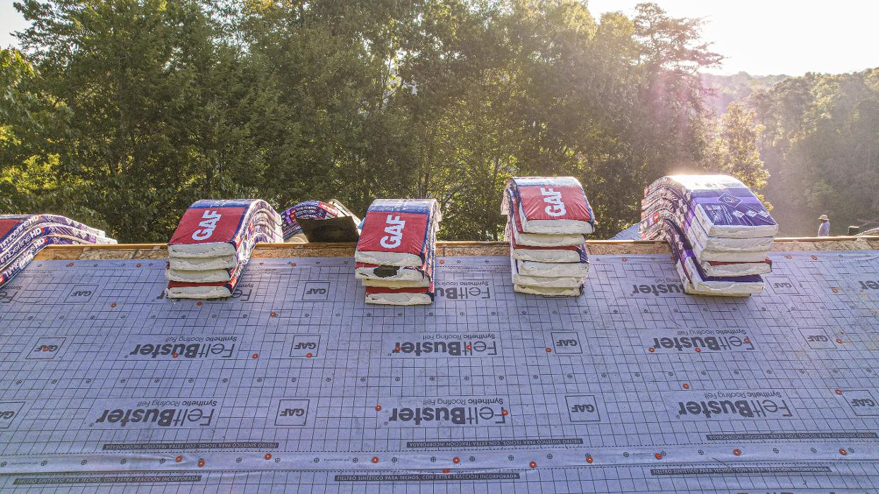 Atlanta Roofing Specialists Image