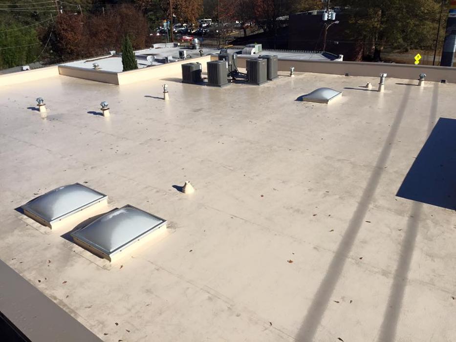 Atlanta Roofing Specialists Image