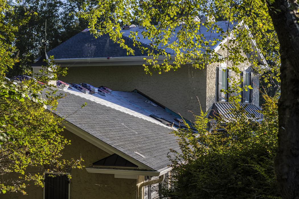 Atlanta Roofing Specialists Image
