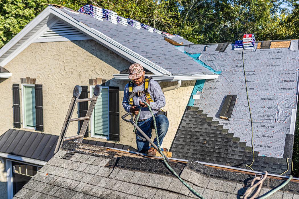 Atlanta Roofing Specialists Image