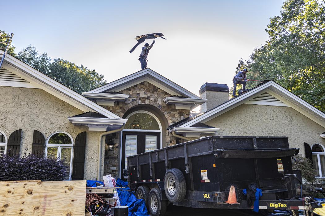 Atlanta Roofing Specialists Image