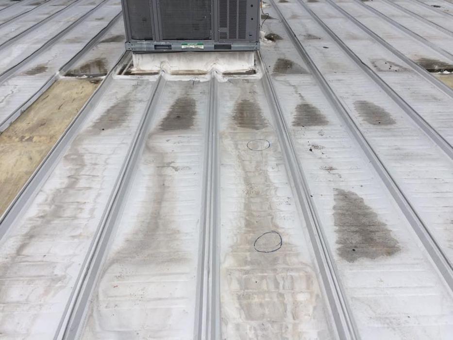 Atlanta Roofing Specialists Image