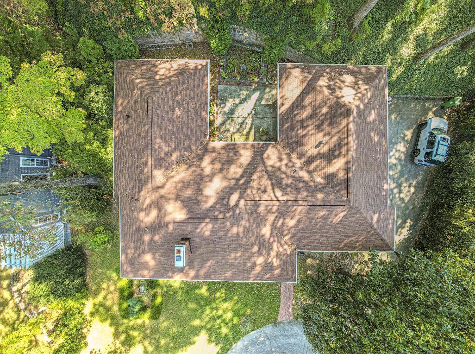 Atlanta Roofing Specialists Image