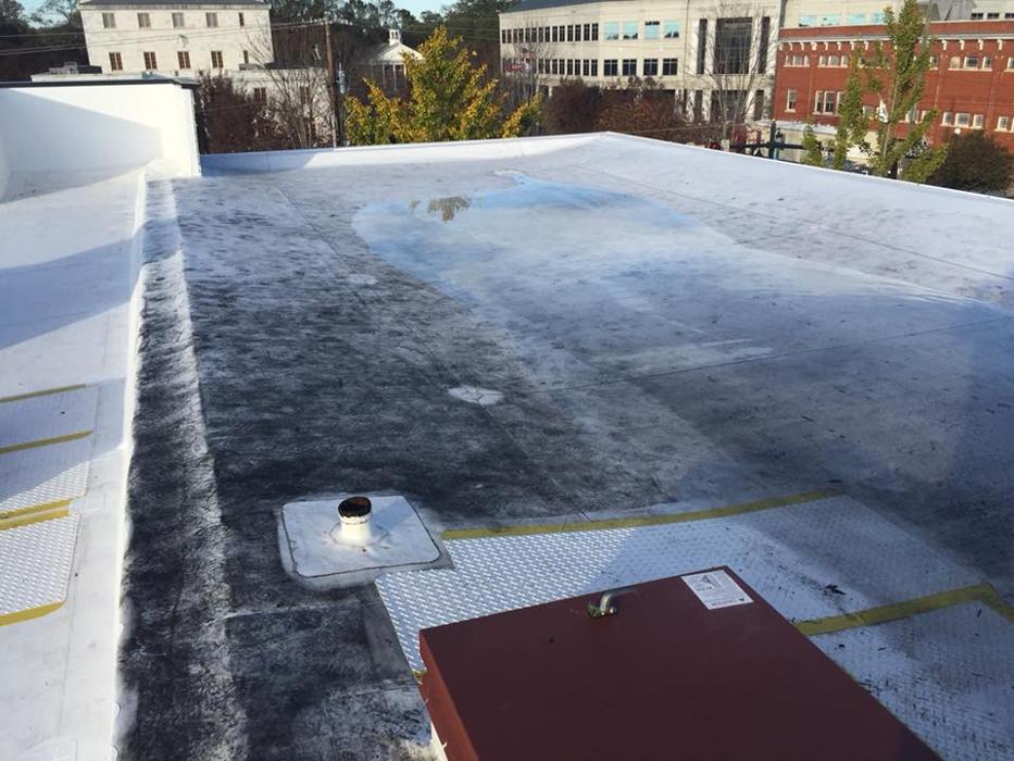 Atlanta Roofing Specialists Image