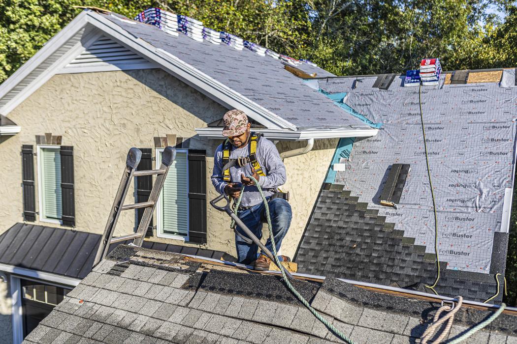 Atlanta Roofing Specialists Image