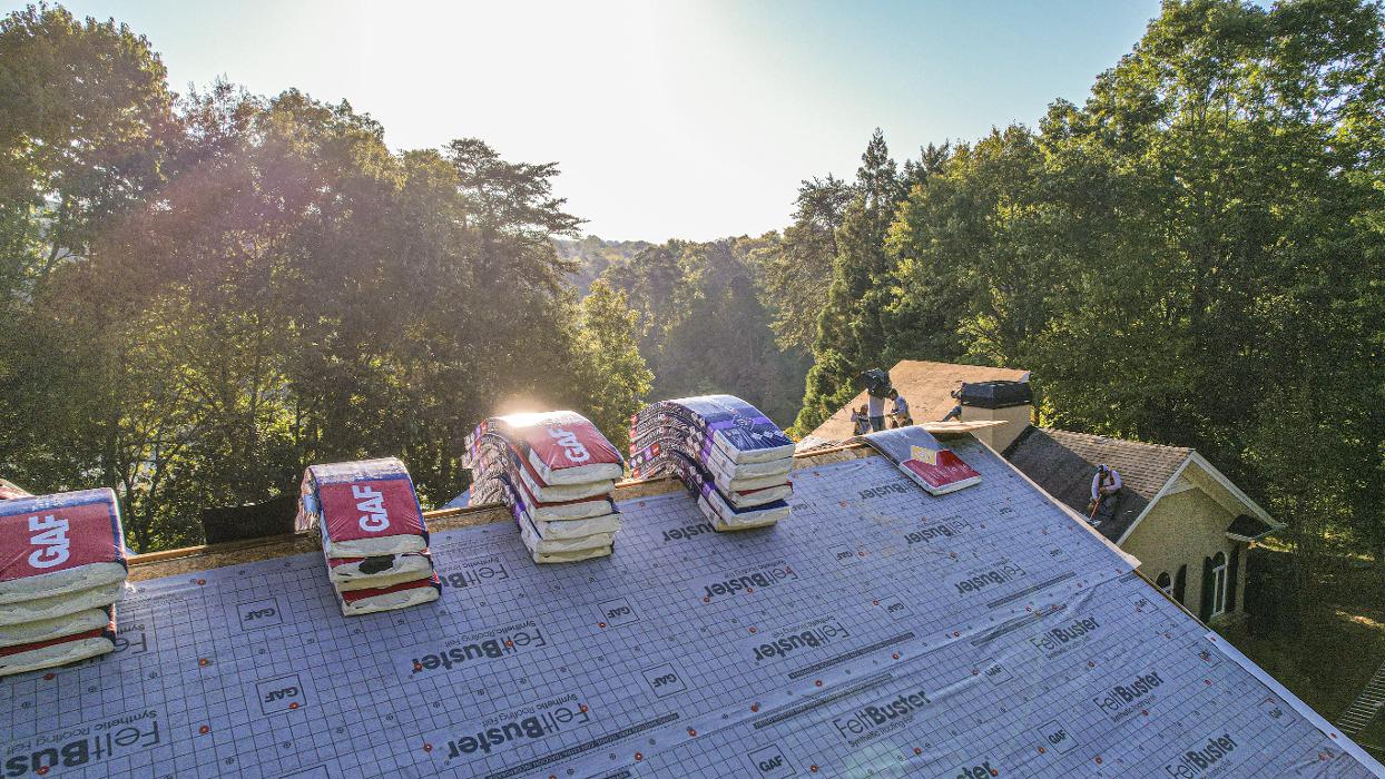 Atlanta Roofing Specialists Image