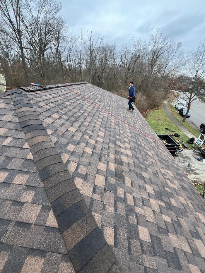 Imperial Roofing And Contracting Logo