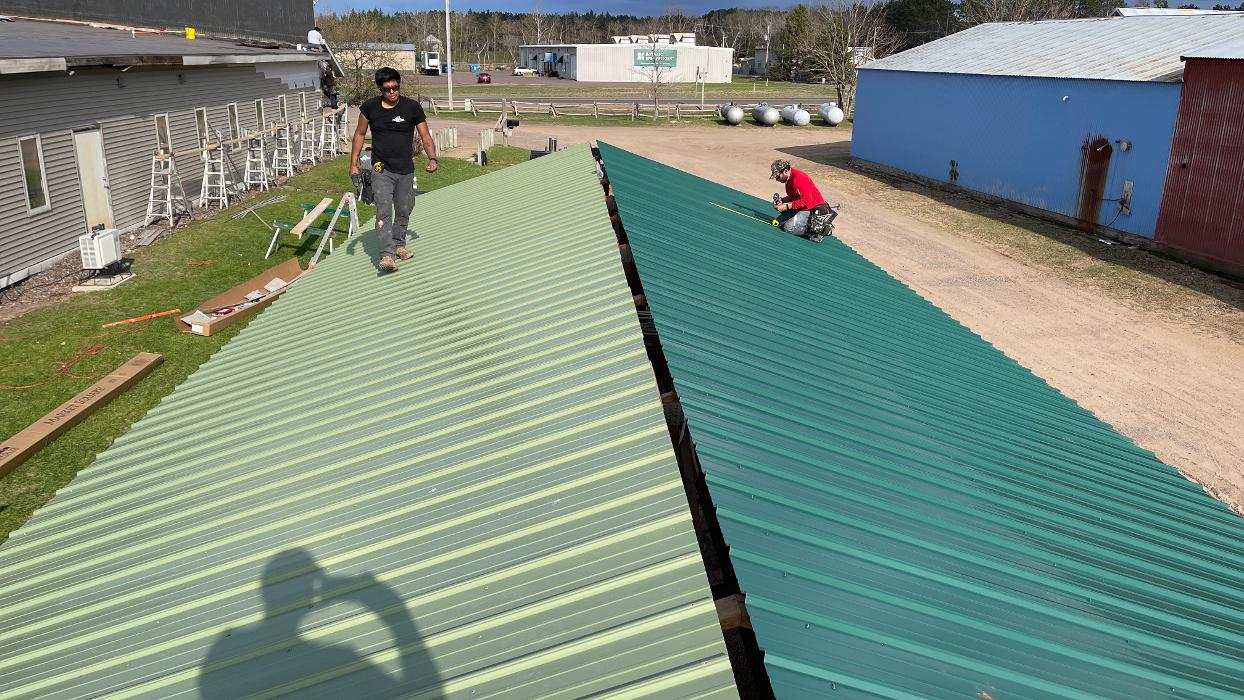 FOREVER Exteriors Image