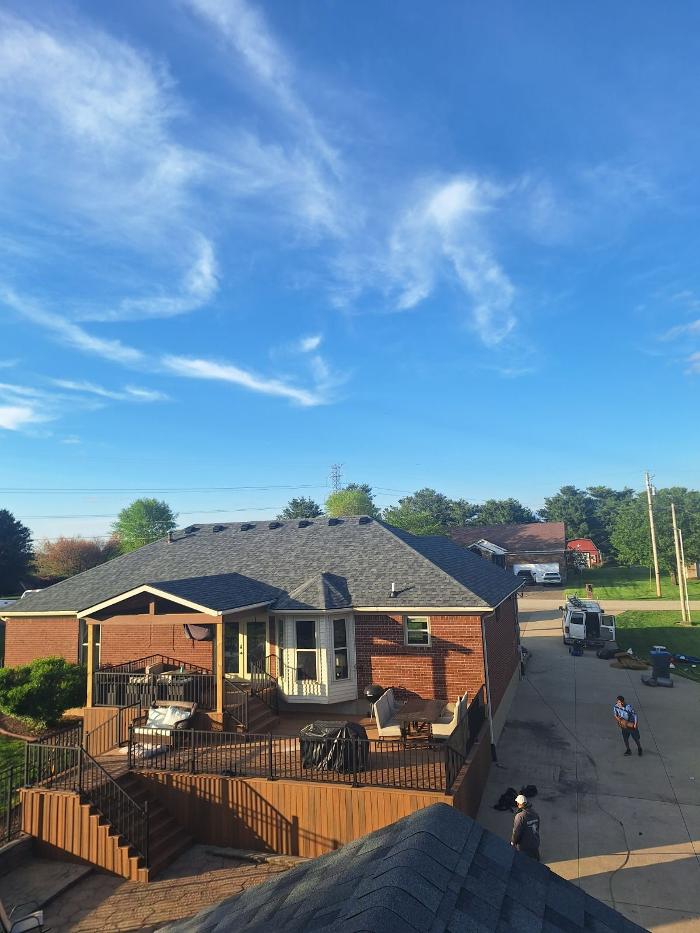 3 Peaks Roofing Image