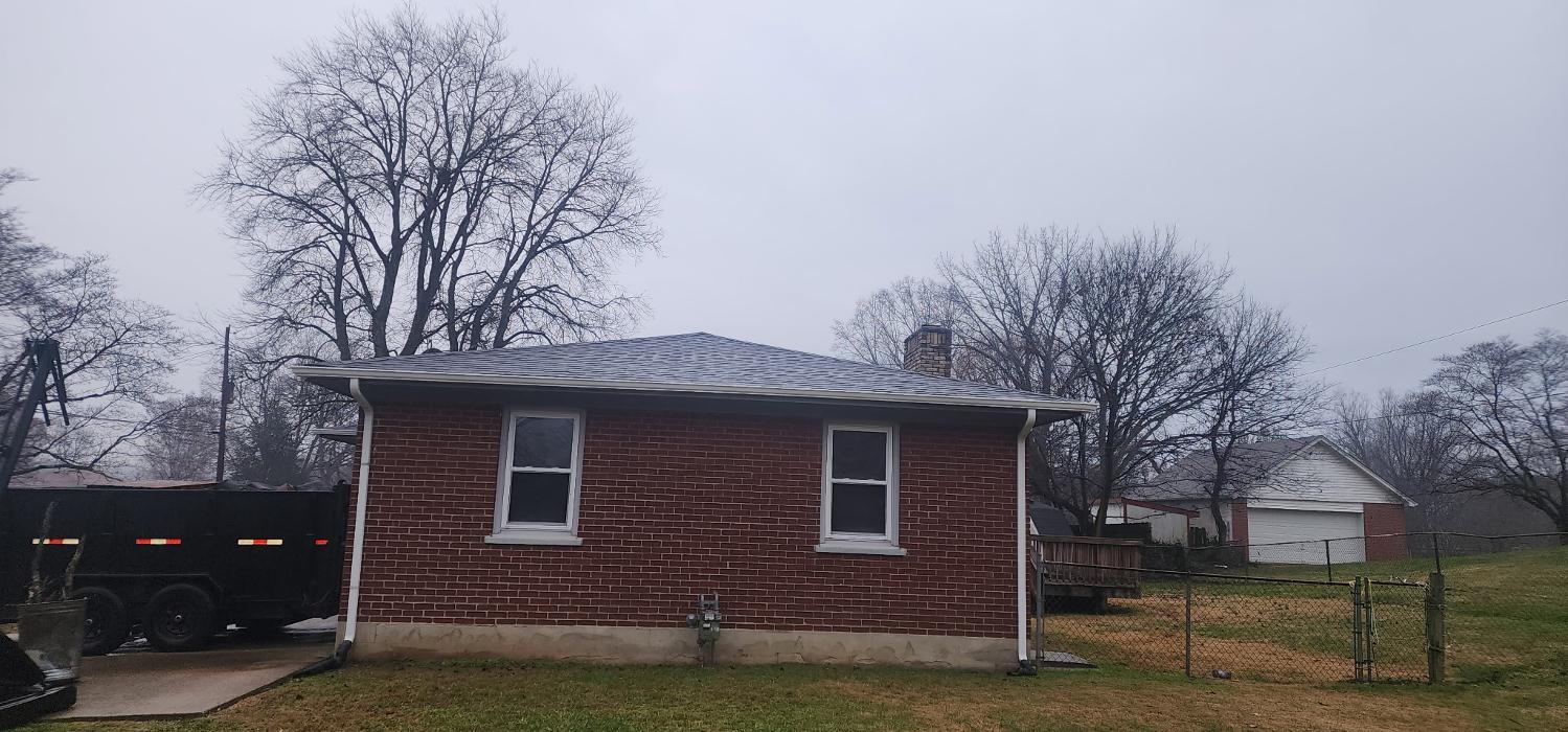 3 Peaks Roofing Image