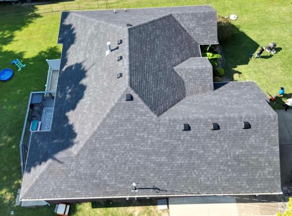 3 Peaks Roofing Image