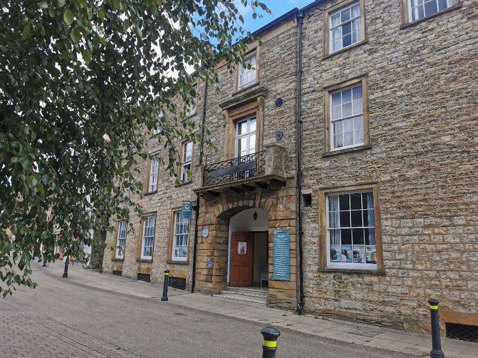 Resolution Specialist Treatment Centre