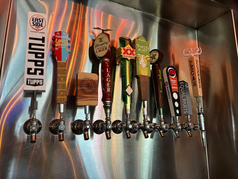 Mouton's Bistro & Bar Image