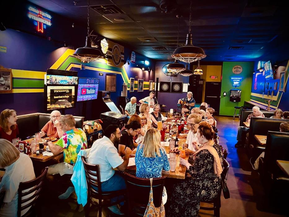 Mouton's Bistro & Bar Image