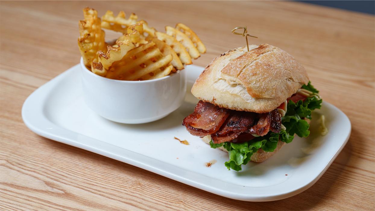 NONIS BRUNCH HOUSE Image