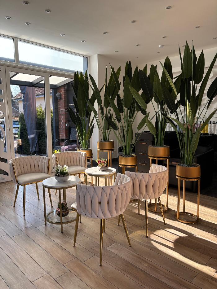 Hair & Beauty Studio Viktoria, Schürenstraße in Sassenberg