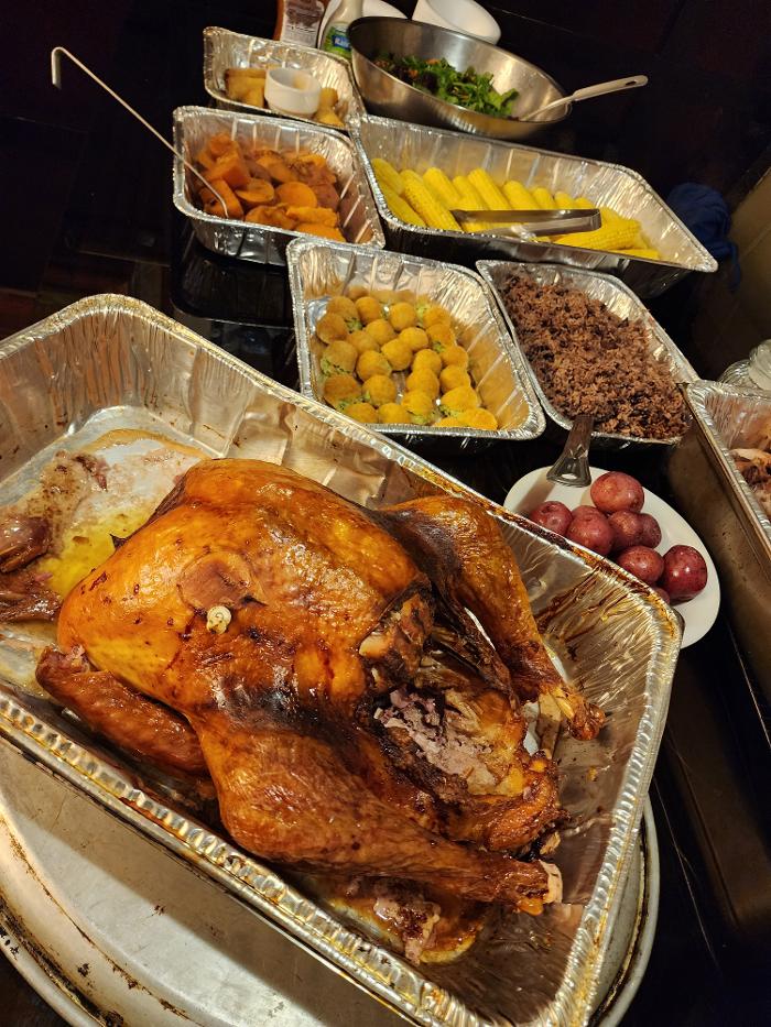 Liliana's Colombian Restaurant & Bakery Image