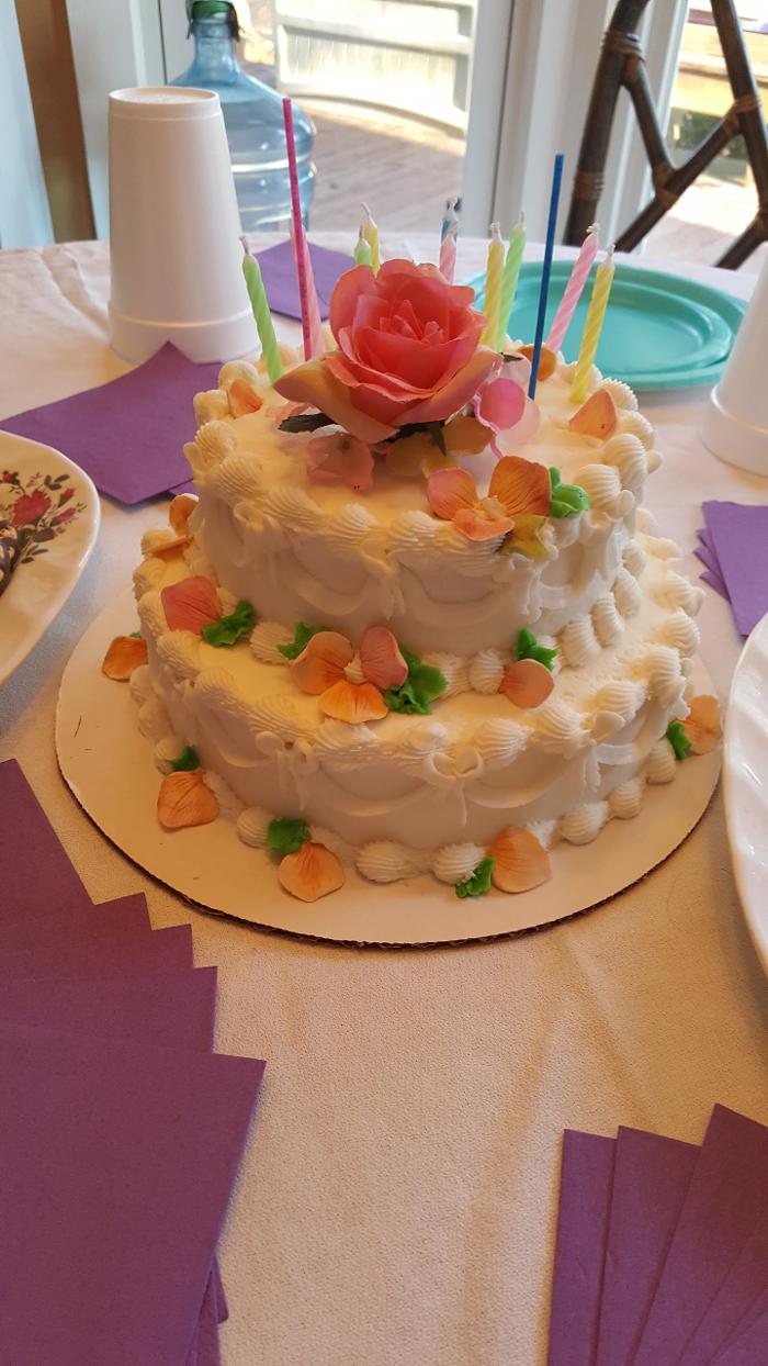 Liliana's Colombian Restaurant & Bakery Image