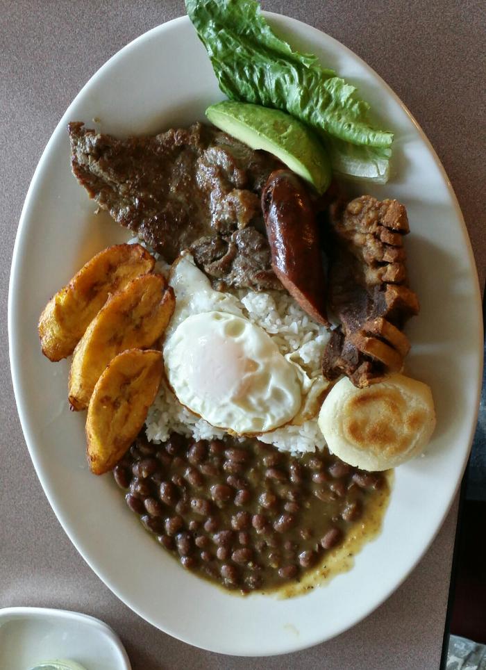 Liliana's Colombian Restaurant & Bakery Image