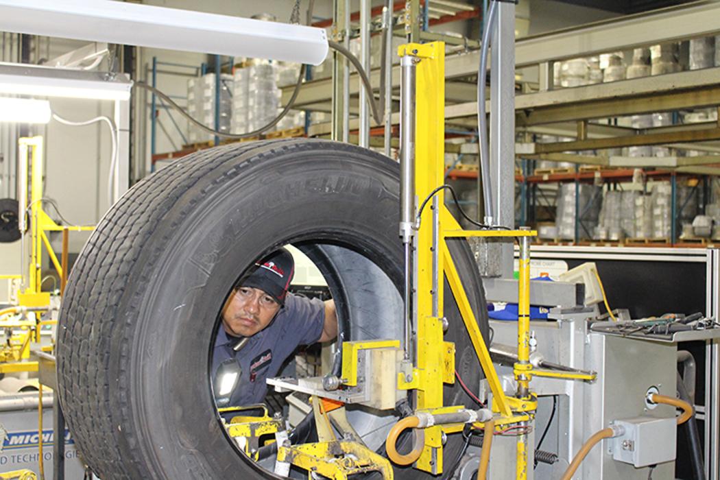 Bauer Built Tire & Service Image