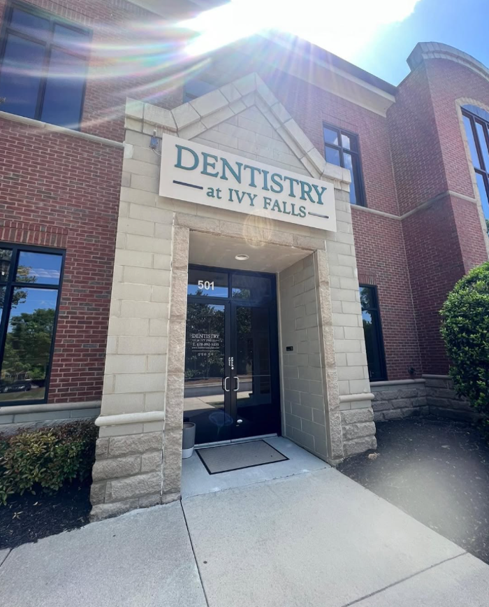 Dentistry at Ivy Falls Logo