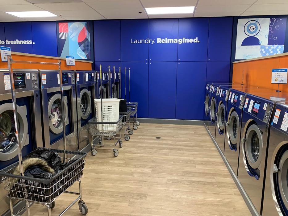 Tide Laundromat Image