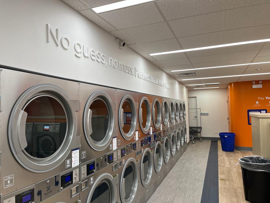 Tide Laundromat Image