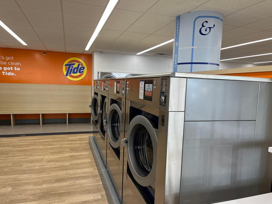 Tide Laundromat Image