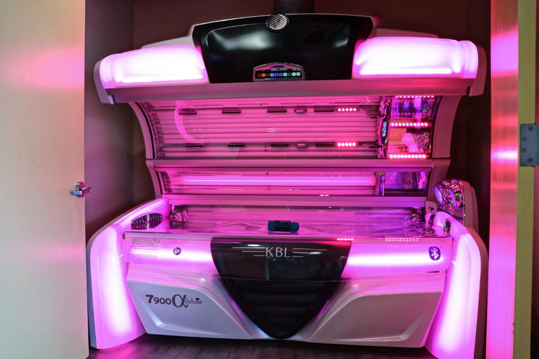 Beach Bum Tanning & Airbrush Salon - East Hanover, NJ