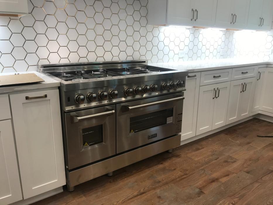 Universal Services LLC Image