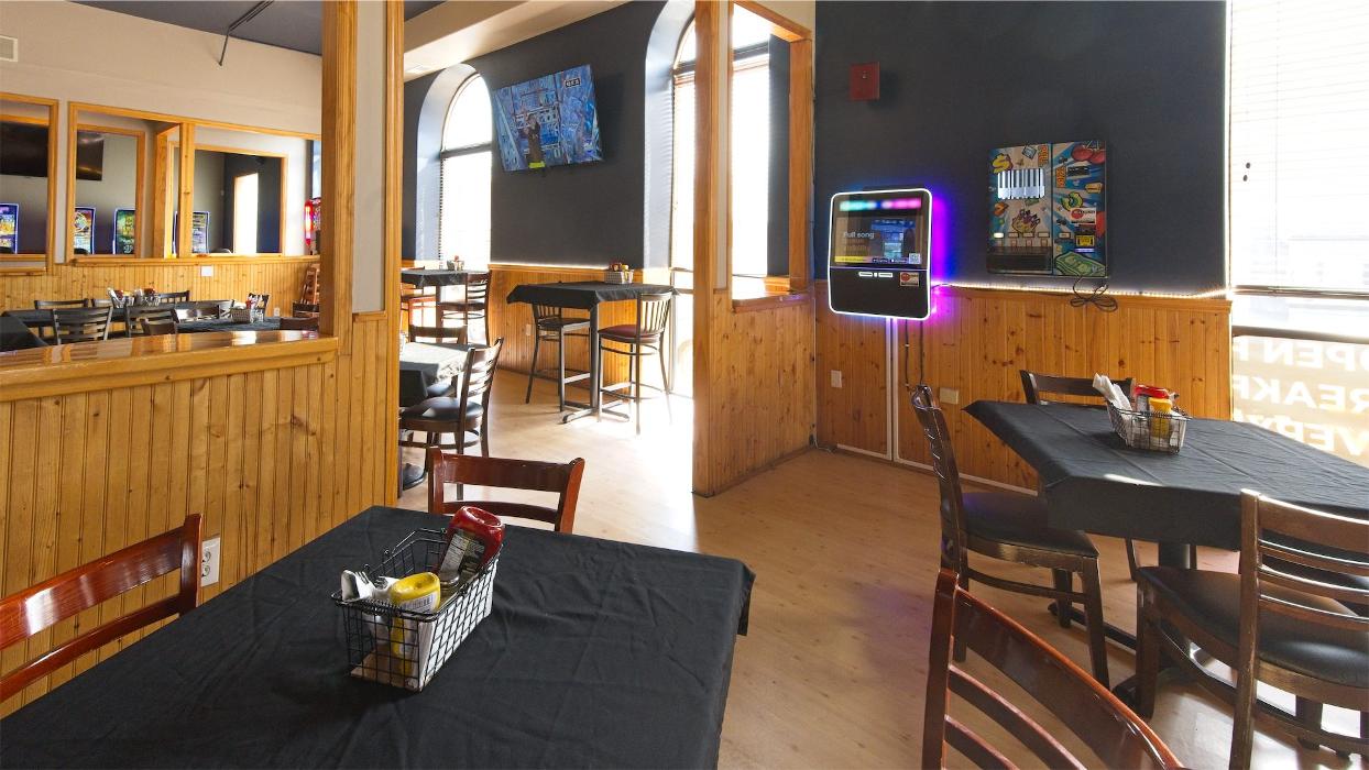 1873 Bar & Grill Image