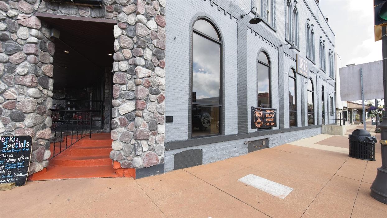 1873 Bar &amp; Grill Logo