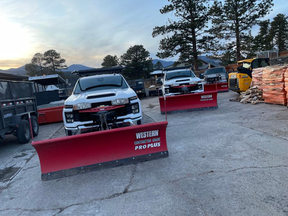 JR's Landscaping &amp; Property Maintenance Logo