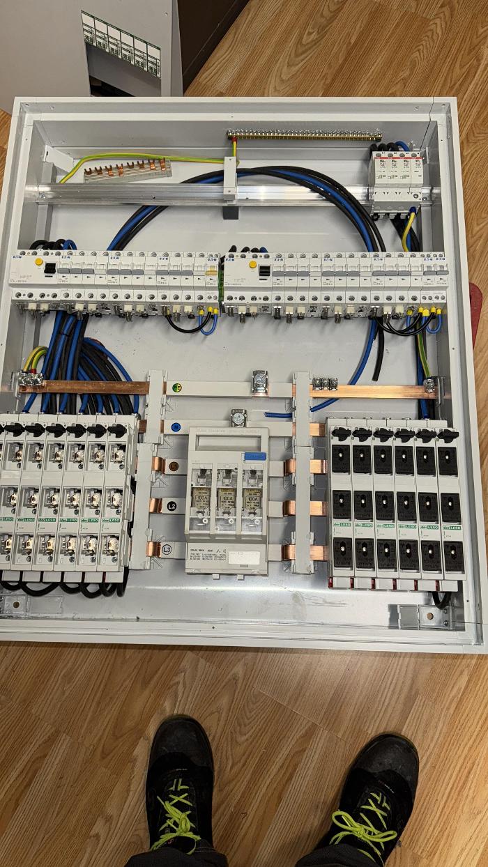 BS Elektrobau e.U. I Elektroinstallation I 24/7 Elektriker Notdienst I Wien & NÖ, Cothmannstraße in Wien