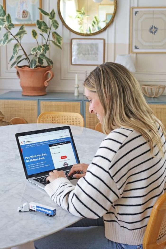 North American Moving Services Image