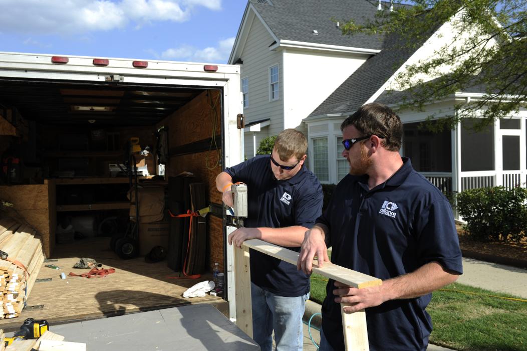 North American Moving Services Image