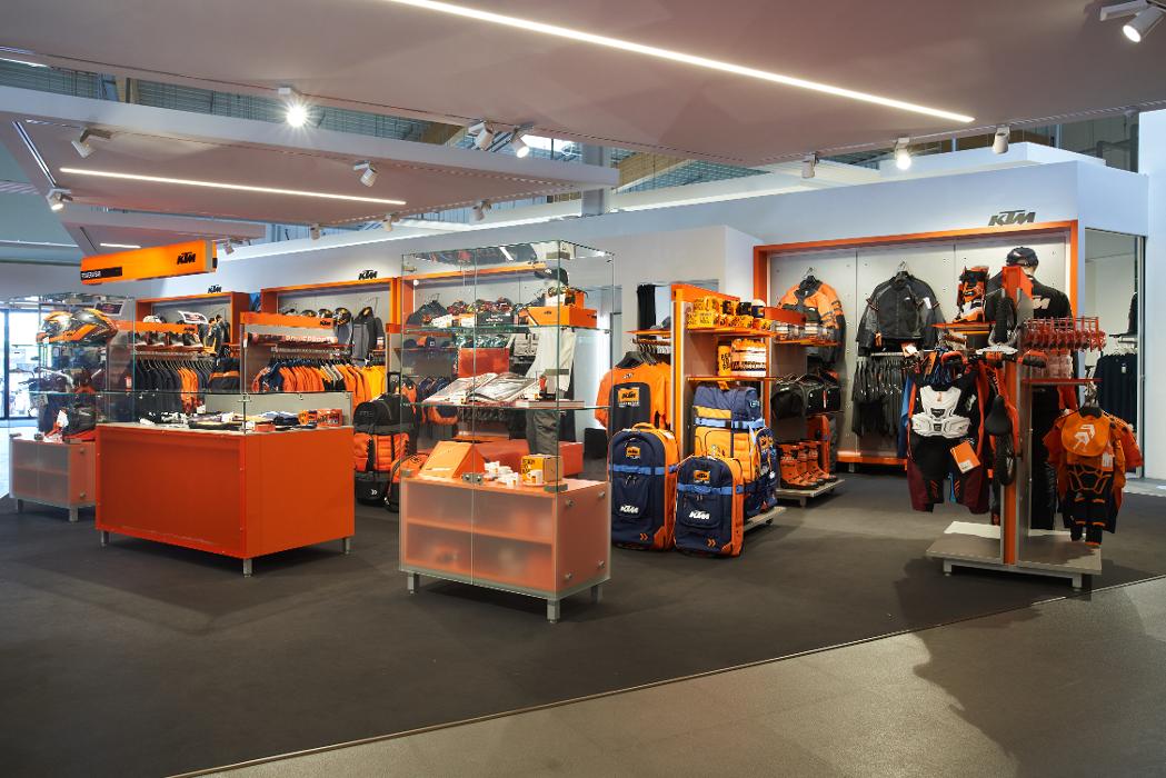 KTM Wien, Schönbrunner Allee in Vösendorf