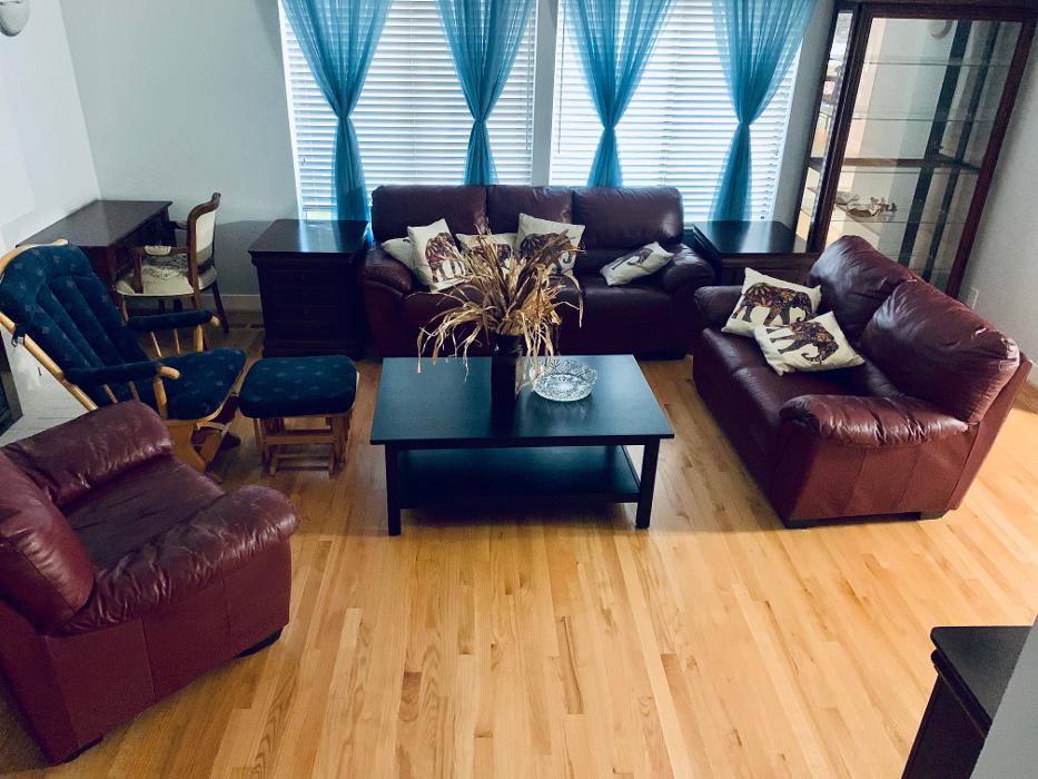 US Hardwood and Carpet Inc Image