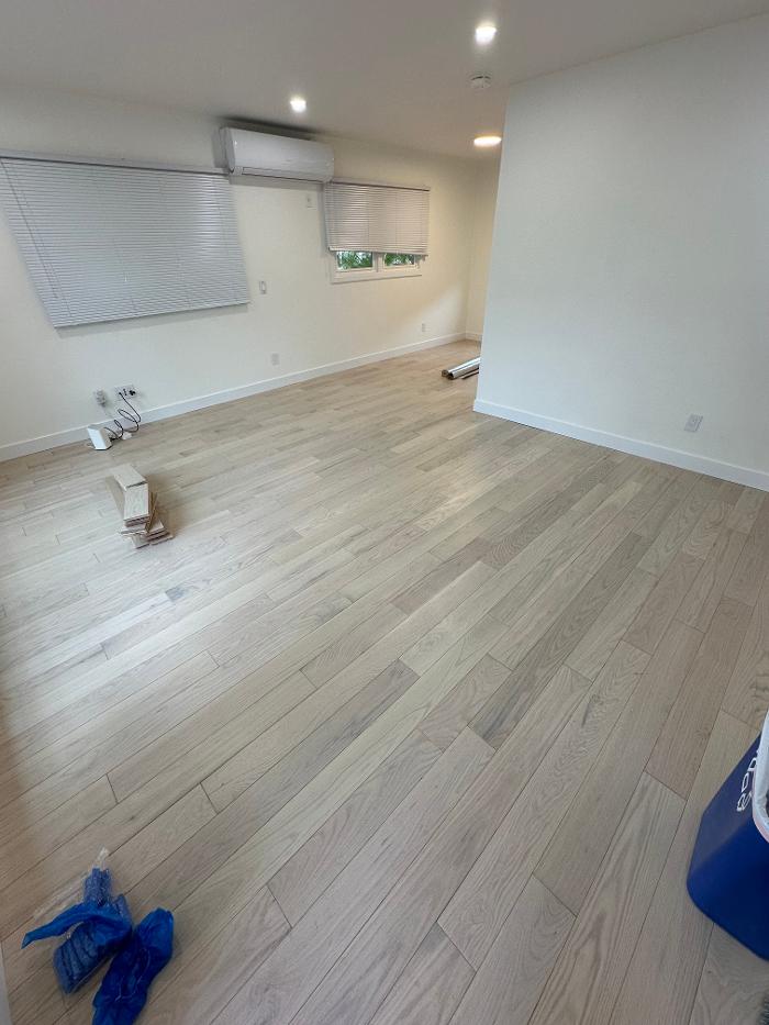 US Hardwood and Carpet Inc Image