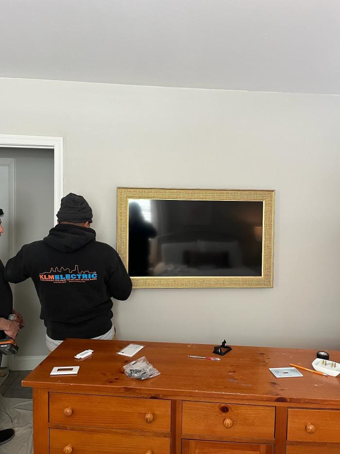 KLM Electric LLC Image