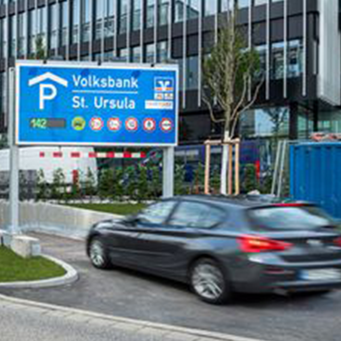 Freiburger Kommunalbauten GmbH Baugesellschaft & Co. KG, Karlsplatz in Freiburg