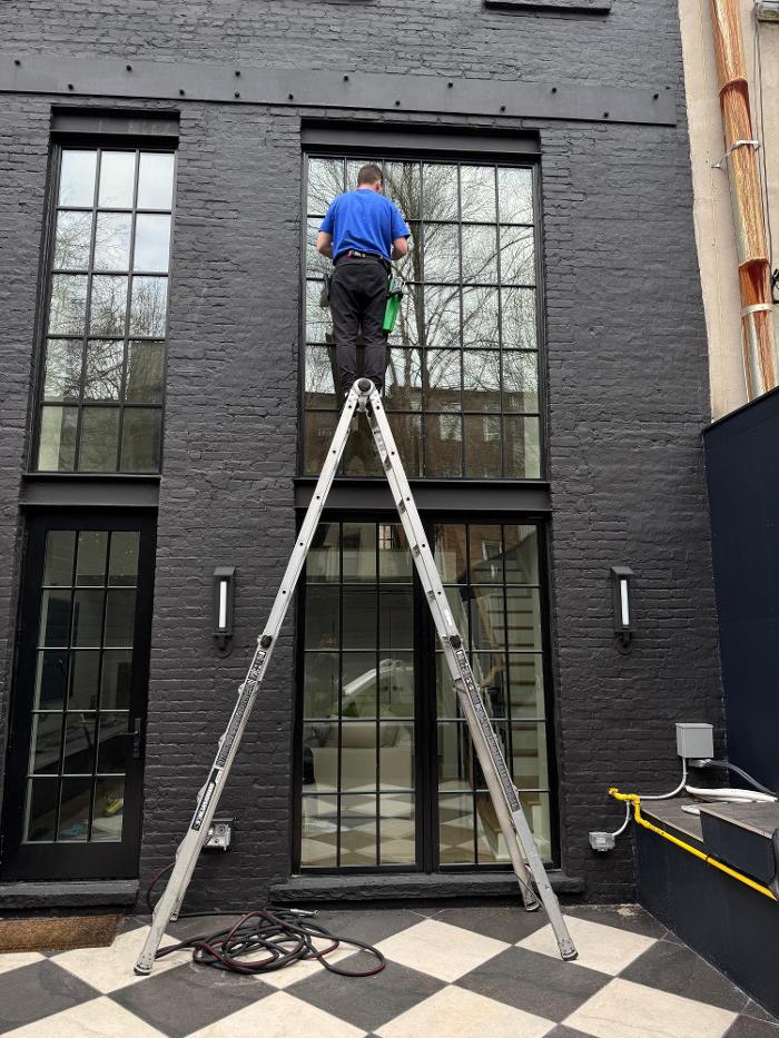 NY Window Cleaning Services Image