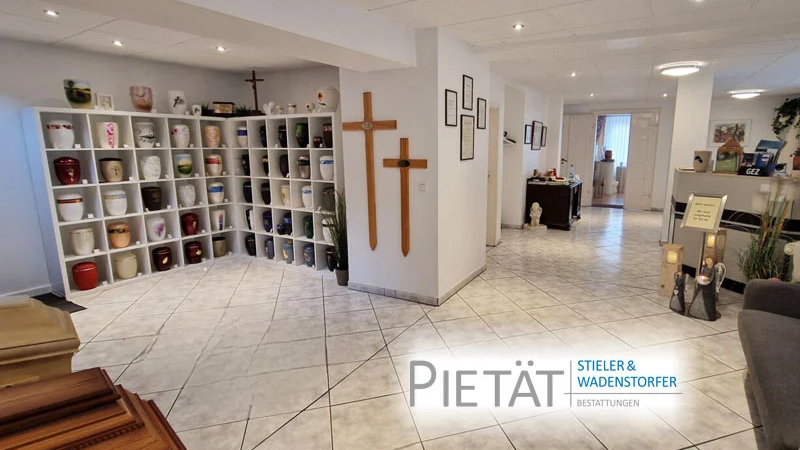 Bestattungsanstalt Pietät Stieler und Wadenstorfer GmbH, Saalgasse in Rudolstadt