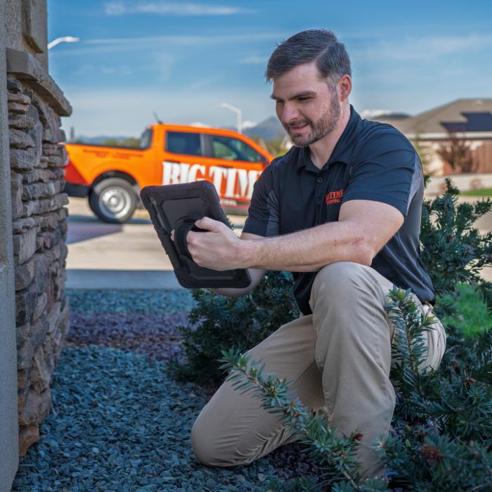 Big Time Pest Control Image