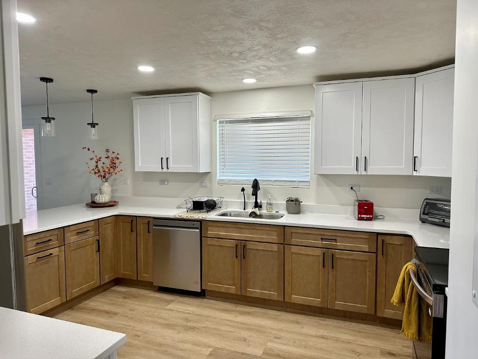 Cabinet Corner Image