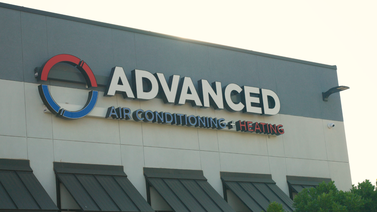 Advanced Air Conditioning + Heating Logo