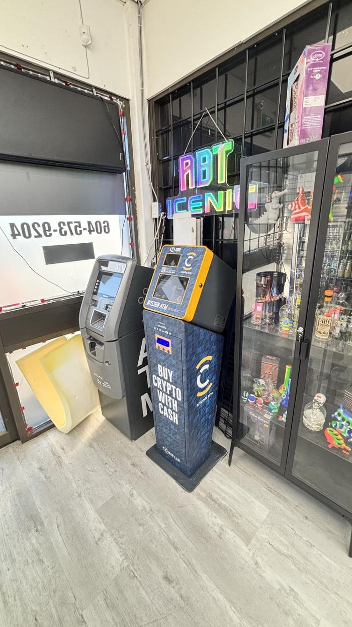 CoinFlip Bitcoin ATM - Vape Mafia (Delta)
