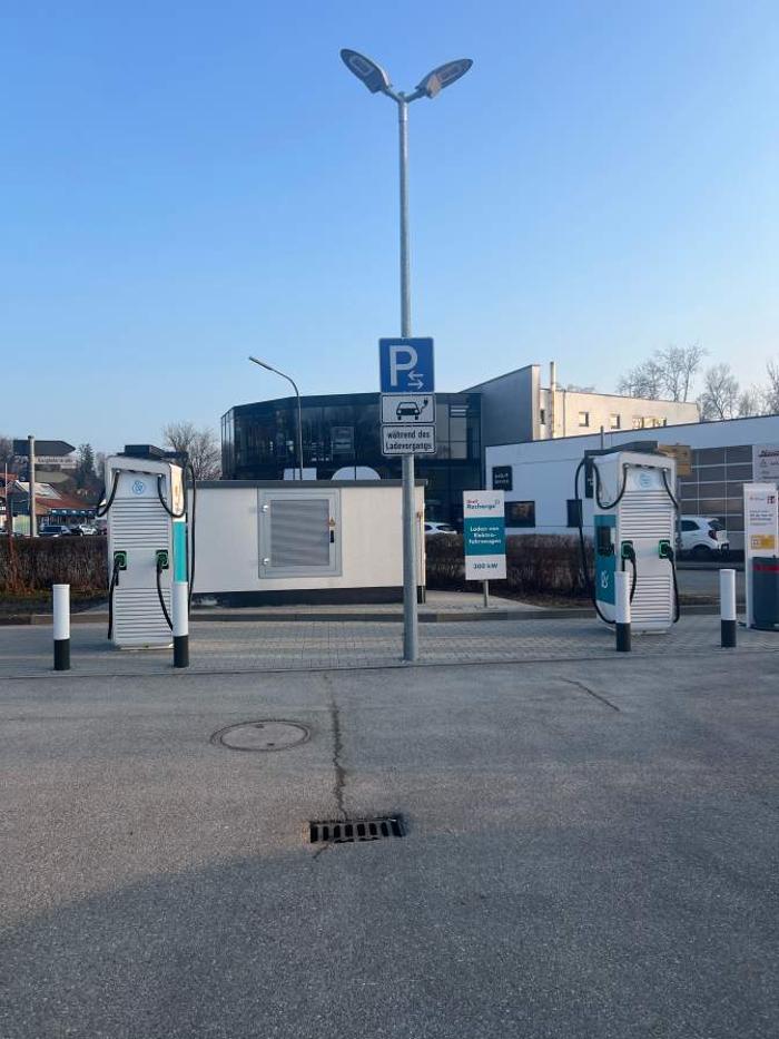 Shell Recharge Charging Station, Rosenheimer Straße in Bad Aibling