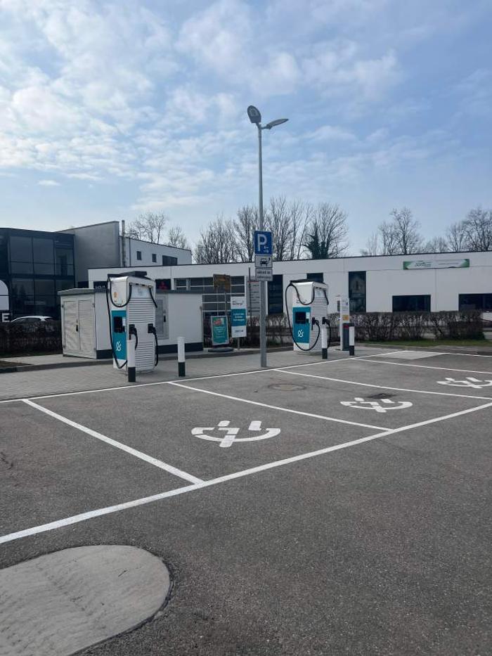 Shell Recharge Charging Station, Rosenheimer Straße in Bad Aibling