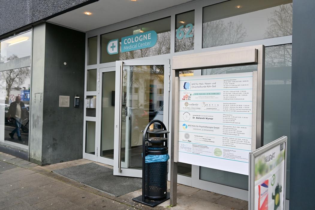 Zahnfreude Kieferorthopädie - Dr med. dent. Bahareh Wymar, Schönhauser Straße in Köln